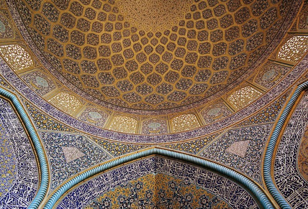 Sheikh-Lotf-Allah-mosque