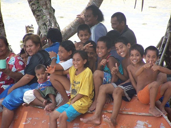 Children on Niutao Island. Photo by Cesqld.