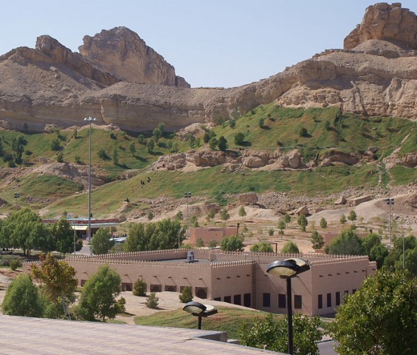 Oasis of Green Mubazzarah near Al Ain by Nepenthes
