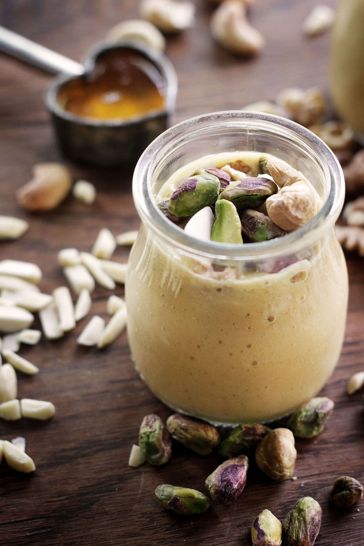 How to make a Honeymoon Smoothie from Yemen (عصير المتزوجين)